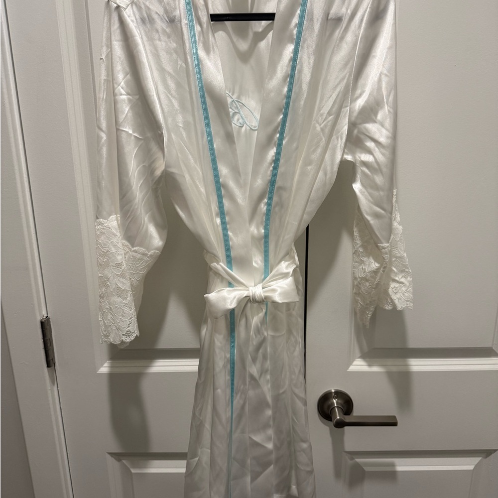 Bride satin robe